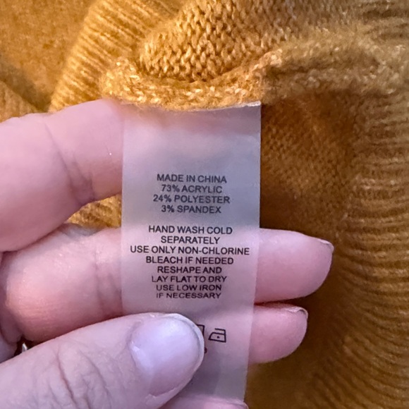 Vince Camuto Women's Mustard Crewneck Sweater - Picture 3 of 3